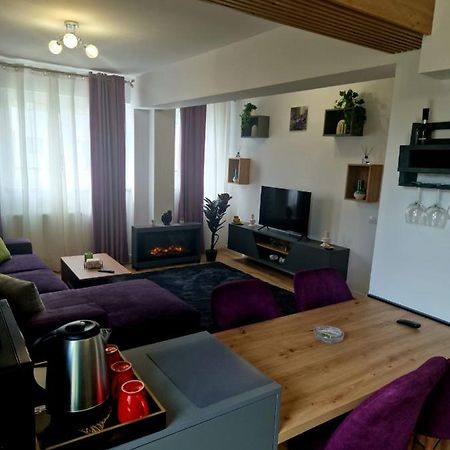 Apartamento Casa Mov Braşov Exterior foto