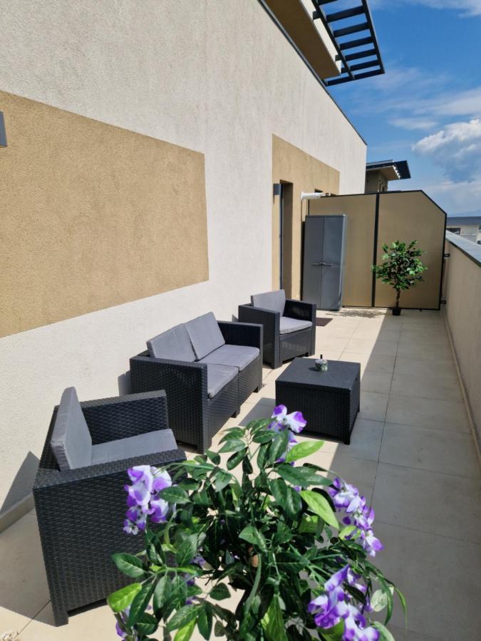 Apartamento Casa Mov Braşov Exterior foto
